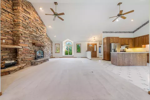 Living - 4180 W Earthrock Rd, Appleton, WI 54913 photo 2 of 6
