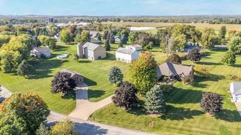 View/Area - 4180 W Earthrock Rd, Appleton, WI 54913 photo 2 of 9