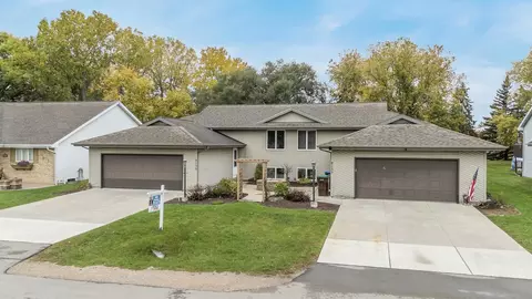 2135 Cloudview Ct, Appleton, WI 54914