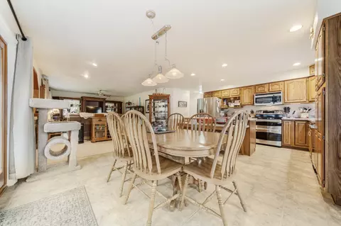 Dining - 2135 Cloudview Ct, Appleton, WI 54914 photo 3 of 3