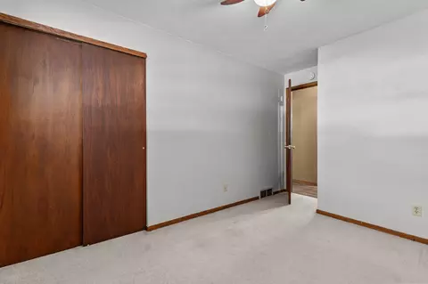 Bedroom - 324 S Matthias St, Appleton, WI 54915 photo 5 of 7