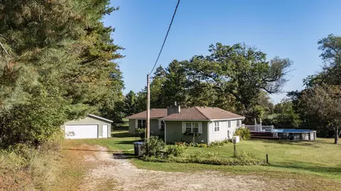 1545 Royalton St, Waupaca, WI 54981