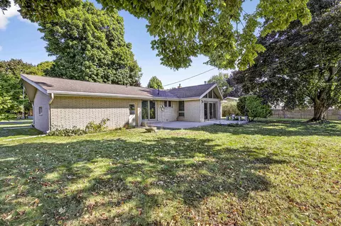 521 W Seneca Dr, Appleton, WI 54911 photo 32