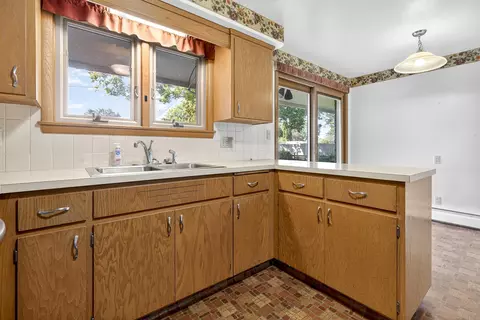 521 W Seneca Dr, Appleton, WI 54911 photo 14