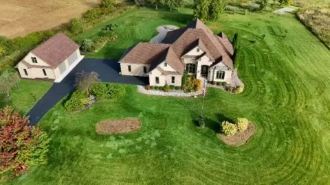 w3552 Equestrian Trail, Appleton, WI 54913 photo 56
