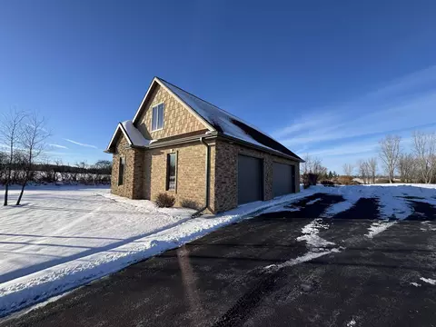 w3552 Equestrian Trail, Appleton, WI 54913 photo 3