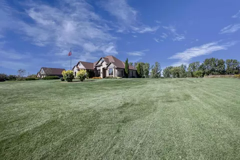 w3552 Equestrian Trail, Appleton, WI 54913 photo 9