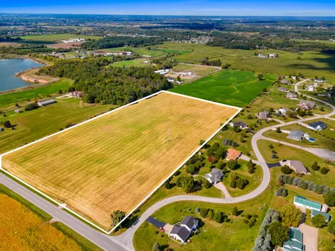 Dutchman Road, Green Bay, WI 54311