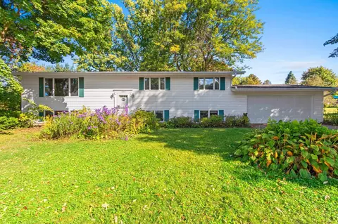Exterior - 1344 E Zingler Ave, Shawano, WI 54166 photo 2 of 12