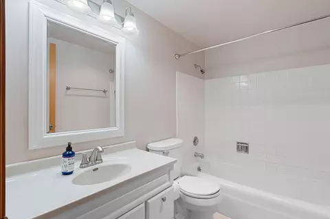 Bath - 1344 E Zingler Ave, Shawano, WI 54166 photo 1 of 3