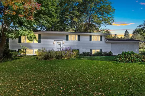 1344 E Zingler Ave, Shawano, WI 54166