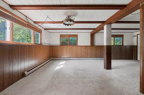 Living - 1344 E Zingler Ave, Shawano, WI 54166 photo 4 of 6
