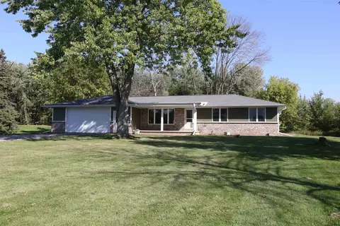 n2382 Maloney Road, Kaukauna, WI 54130
