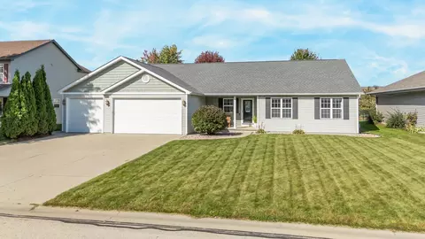 2184 W Noelle Ln, Appleton, WI 54913