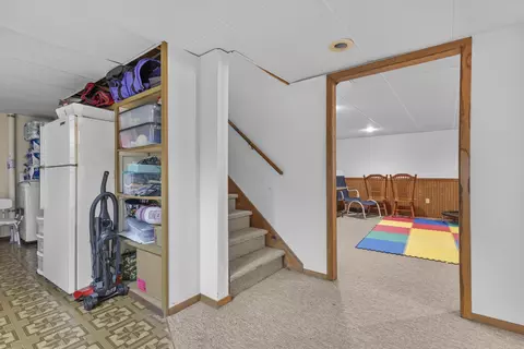 Entry Way - 602 S Goldenrod Dr, Appleton, WI 54914 photo 4 of 4