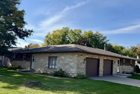 1031 Melrose Ct, Kaukauna, WI 54130