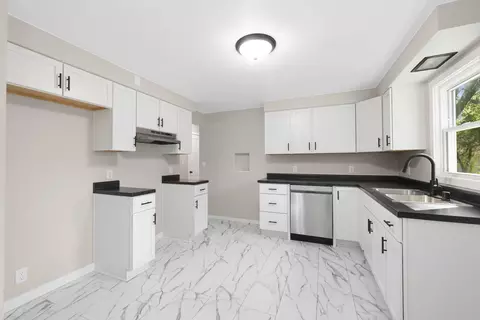 513 E Murray Ave, Appleton, WI 54915 photo 9