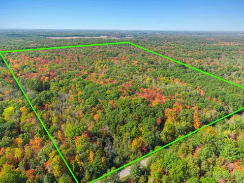 Red Banks Road, Gillett, WI 54124