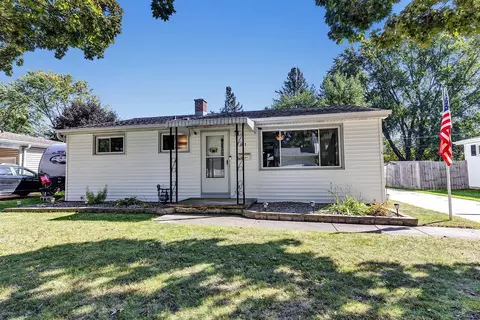 821 Tommark St, Green Bay, WI 54304