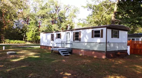 268 E Center St, Redgranite, WI 54970