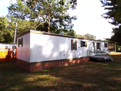 Exterior - 268 E Center St, Redgranite, WI 54970 photo 1 of 5