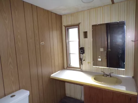 Bath - 268 E Center St, Redgranite, WI 54970 photo 2 of 3