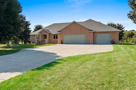 4363 Teds Ln, New Franken, WI 54229