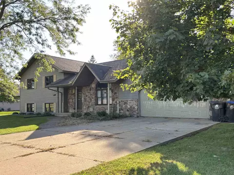 650 S 5th Ave, Winneconne, WI 54986