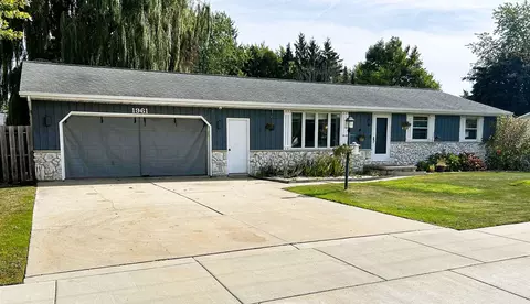 1961 Hazen Rd, Green Bay, WI 54311
