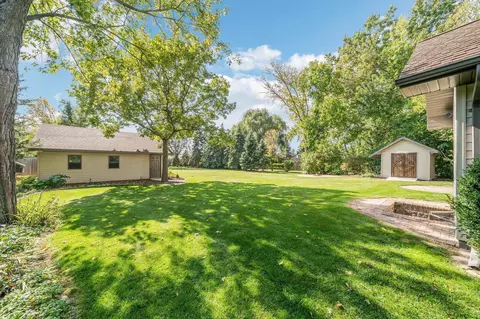 Exterior - 3339 S Blue Spruce Ln, Appleton, WI 54915 photo 5 of 13