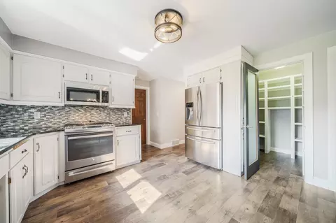 Kitchen - 3339 S Blue Spruce Ln, Appleton, WI 54915 photo 5 of 5