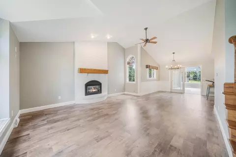 Living - 3339 S Blue Spruce Ln, Appleton, WI 54915 photo 3 of 5