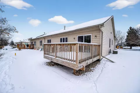 Exterior - 3198 W Ryegrass Dr, Appleton, WI 54913 photo 5 of 6