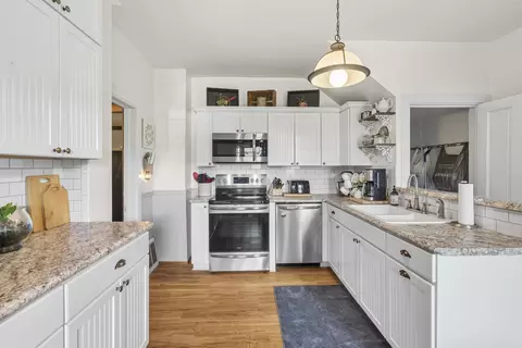 Kitchen - 1119 W Lawrence St, Appleton, WI 54914 photo 2 of 2
