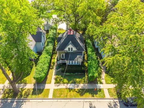 View/Area - 1119 W Lawrence St, Appleton, WI 54914 photo 4 of 4
