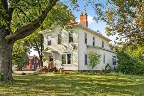 419 S Church St, Neenah, WI 54956