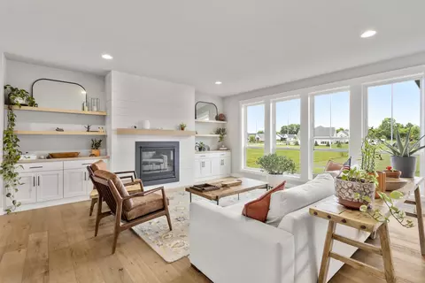 Living - 4295 N Bountiful Ln, Appleton, WI 54913 photo 1 of 6