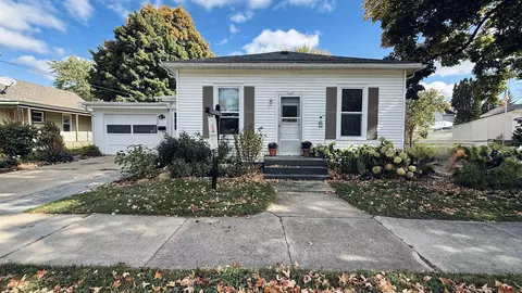 176 Frontier St, Berlin, WI 54923