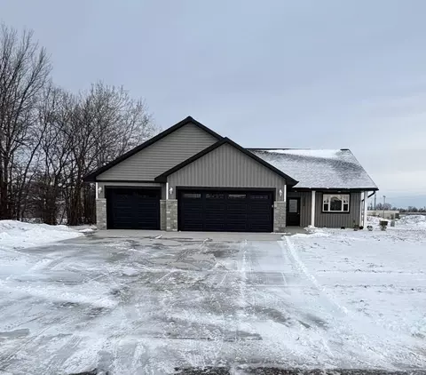 W6596 E Steamboat Lane, Appleton, WI 54915
