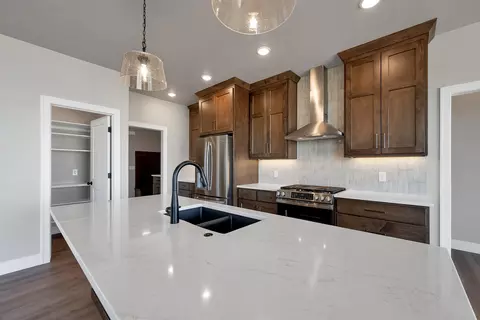 Kitchen - 287 Kerrigan Dr, Wrightstown, WI 54180 photo 1 of 6