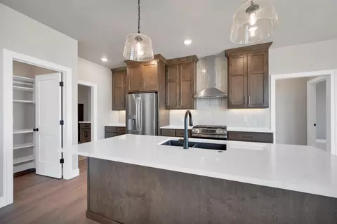 Kitchen - 287 Kerrigan Dr, Wrightstown, WI 54180 photo 3 of 6