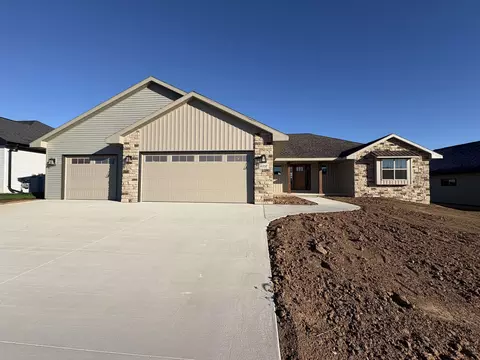 4052 Antwerp Ave, Green Bay, WI 54313