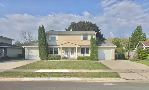 830 S Superior St, De Pere, WI 54115