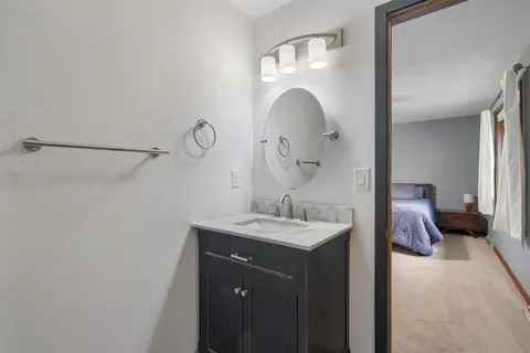 Bath - w3092 Whitepine Road, Appleton, WI 54915 photo 3 of 3