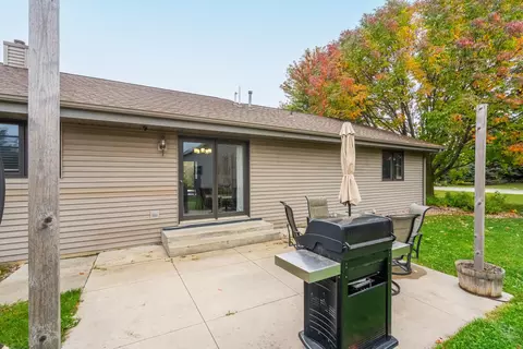 Exterior - w3092 Whitepine Road, Appleton, WI 54915 photo 8 of 10
