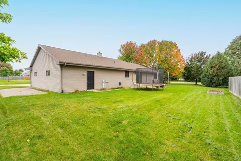 Exterior - w3092 Whitepine Road, Appleton, WI 54915 photo 9 of 10