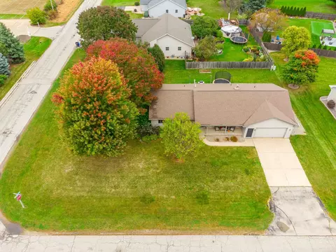 View/Area - w3092 Whitepine Road, Appleton, WI 54915 photo 1 of 4
