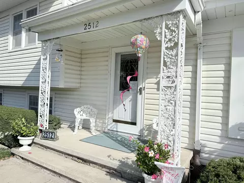 Exterior - 2512 N Drew St, Appleton, WI 54911 photo 1 of 3