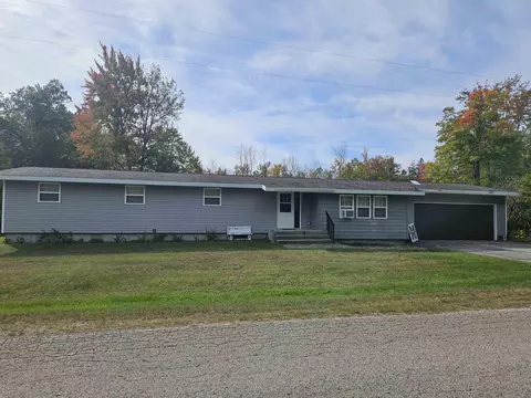 W6939 3.5 Road, Menominee, MI 49858