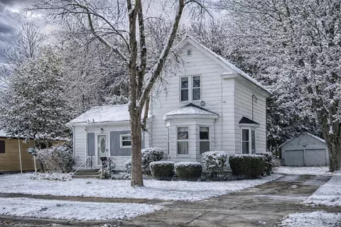 325 N Wisconsin St, Berlin, WI 54923